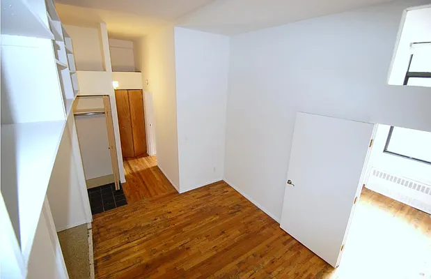 Rented by Bold New York | media 27