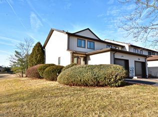 1 Manchester Rd, Flemington, NJ 08822