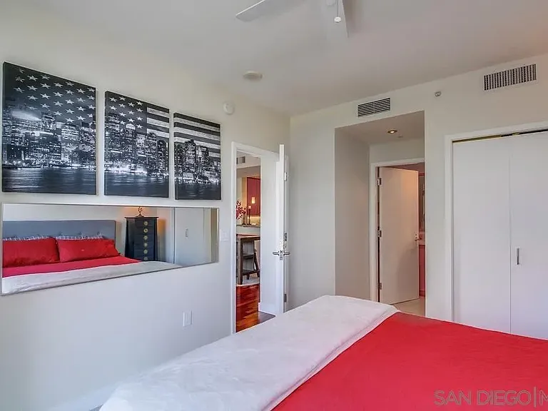325 7th Ave #610 — Photo 25