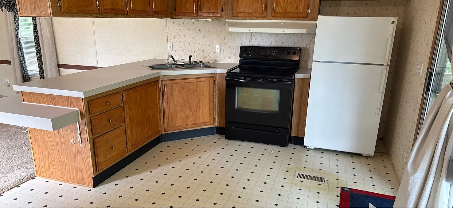 412 Schaal Road - 1 — Photo 1