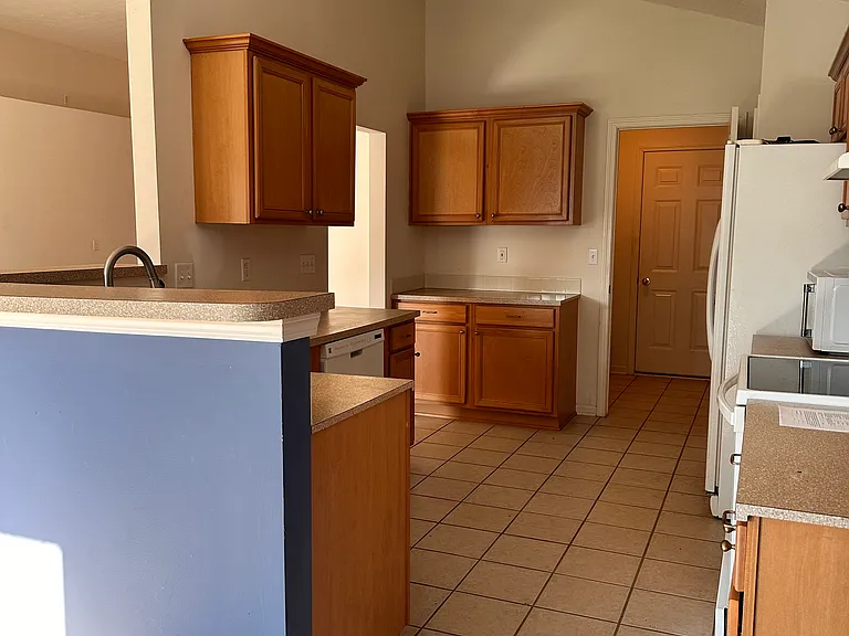 3929 Winthrop Dr — Photo 8