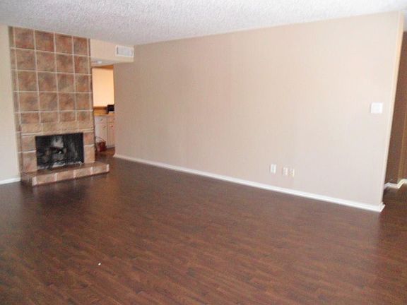 4th image of 15908 Archwood Ln #2018