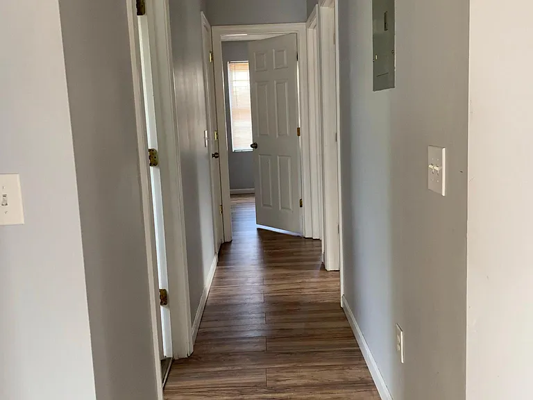 259 Carpenter St — Photo 6
