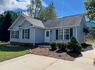 300 Wray St, Madison, NC 27027