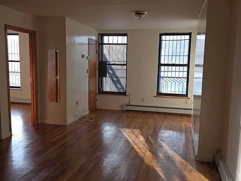 2177 3rd Ave #4 — Photo 4