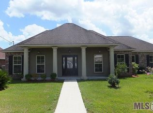 102 Paula St, Plattenville, LA 70393