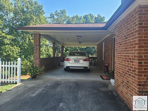 2nd image of 290 Brentwood Rd