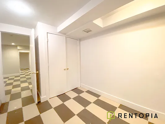 Rented by Rentopia | media 21
