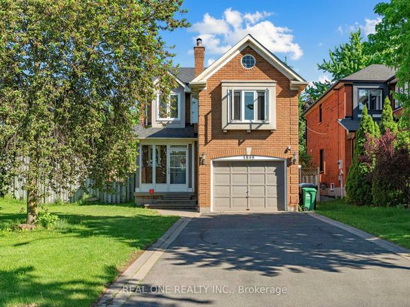 5849 Chorley Pl, Mississauga, ON L5M 5L7