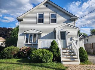 132 Hobson Ave, Pawtucket, RI 02860