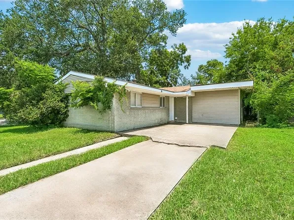 4791 Lancelot Dr, New Orleans, LA 70127