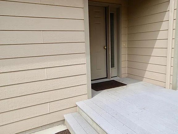 5th image of 164 Meriwether Ave