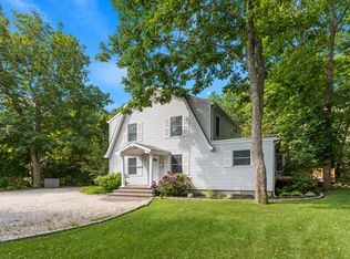 74 Scotts Landing Rd, Southampton, NY 11968