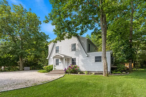 74 Scotts Landing Rd Photo 1