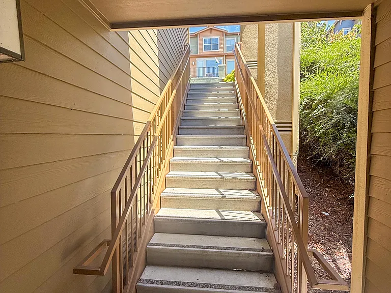 6491 Bayview Dr #1 — Photo 7