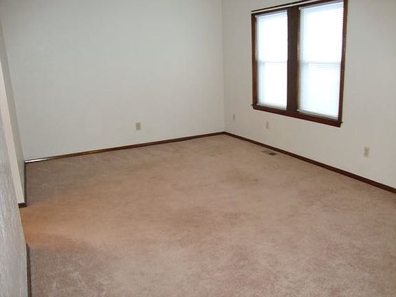 4th image of 1358 Washington St APT 2