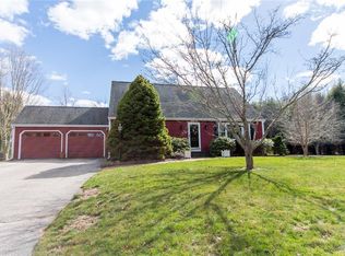 9 Brook Farm Rd N, South Kingstown, RI 02879