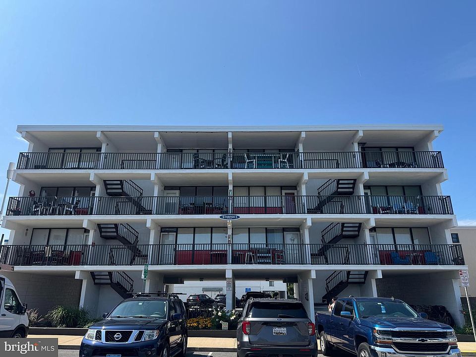 1st image of 9 127th St #201