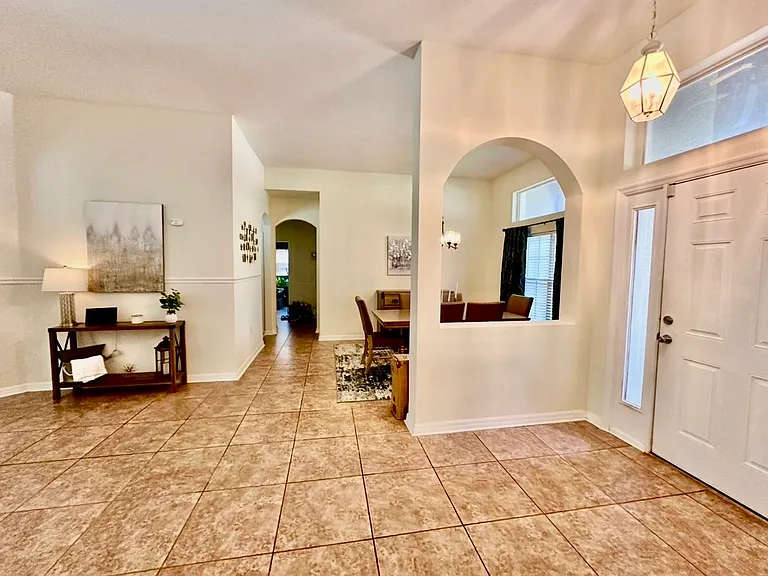 2483 Huron Cir — Photo 5