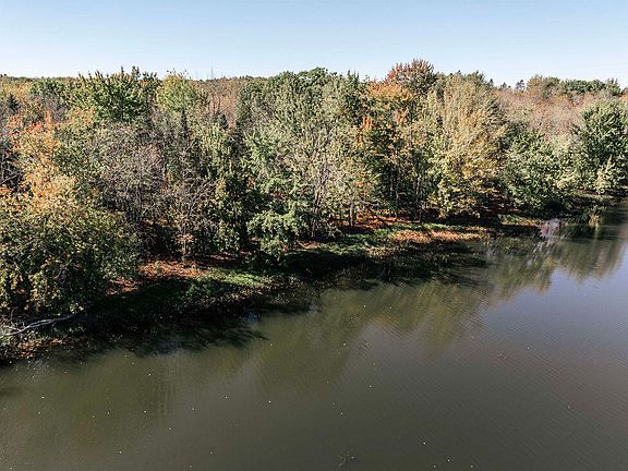 5th image of 2485 Broadway