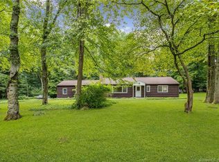 14 Timber Ln, Westport, CT 06880