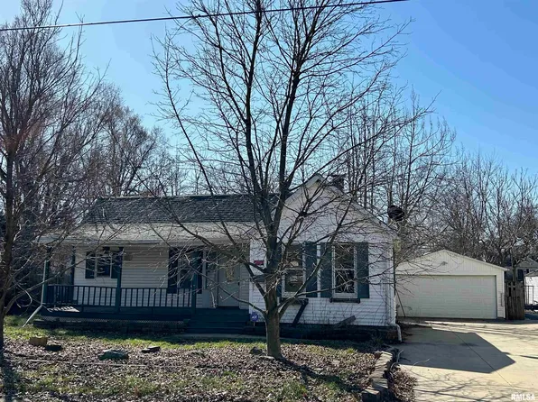 1104 E Corrington Ave, Peoria, IL 61603