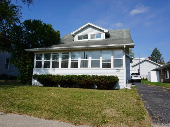 2008 University Ave, Flint, MI 48504