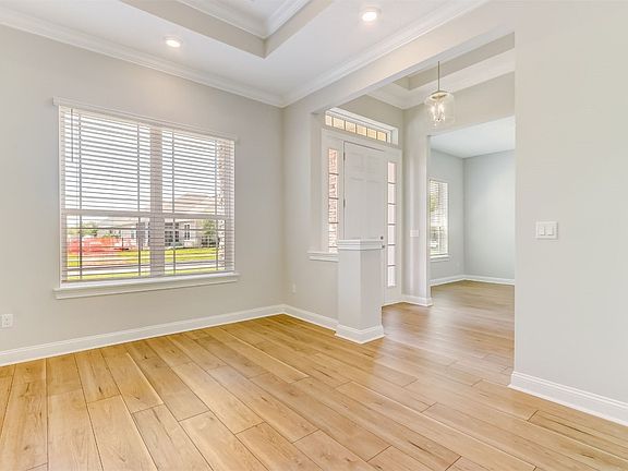 4th image of 95073 Palm Pointe Dr N