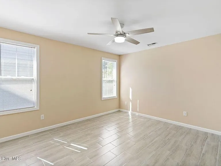 3912 Willowick Park Dr — Photo 29