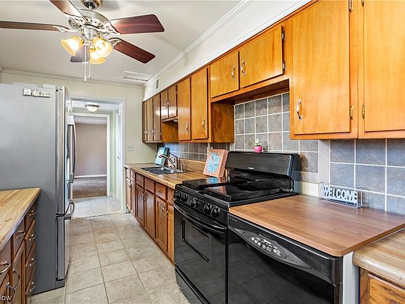 5th image of 12110 Alton Dr