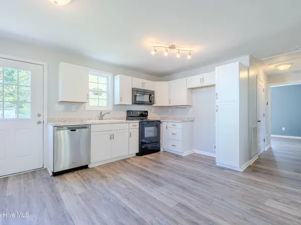 214 Kenneth Boulevard, Havelock, NC 28532