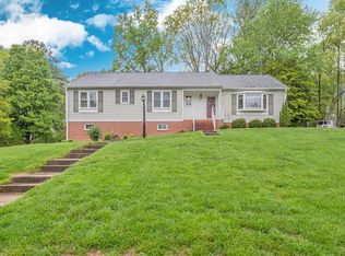 9702 Wildbriar Ln, Henrico, VA 23229