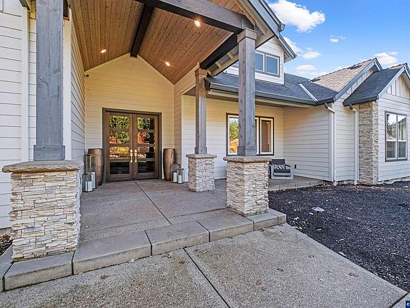 5th image of 8478 Valley Way SE