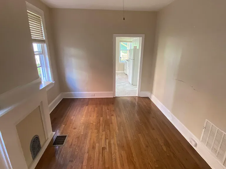 3410 Sunnyside Ave #1 — Photo 2