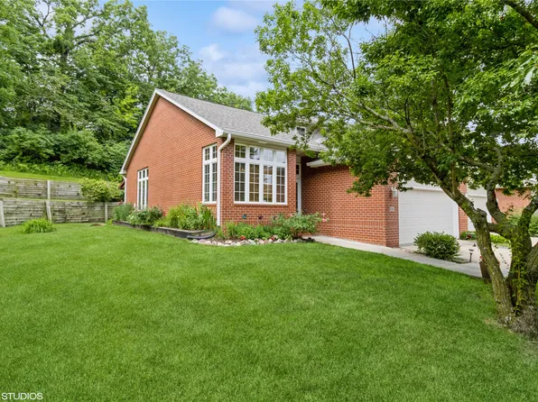 1500 Crown Colony Ct Unit 540, Des Moines, IA 50315