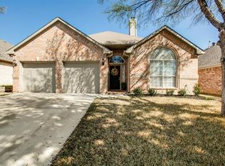 4837 Great Divide Dr, Fort Worth, TX 76137