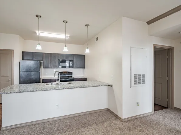 Tradewinds Apartments