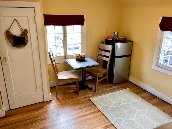 3rd image of 1235 N Clarkson St #4
