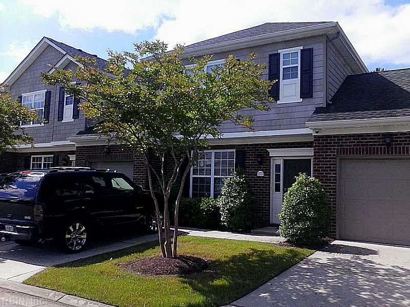 1st image of 1418 Otterbourne Cir