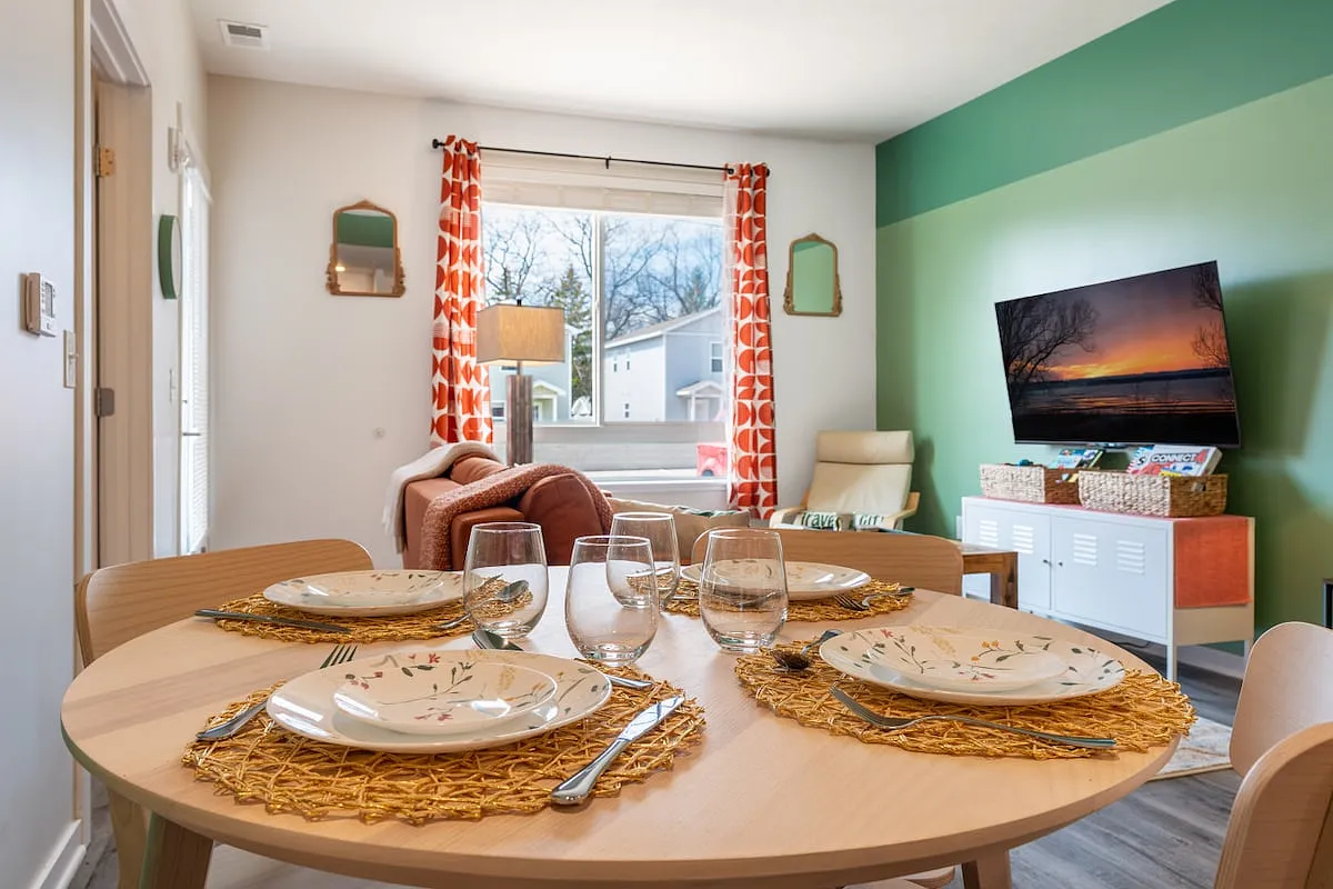 1 bed, 604 sqft, $1,595 — Photo 4