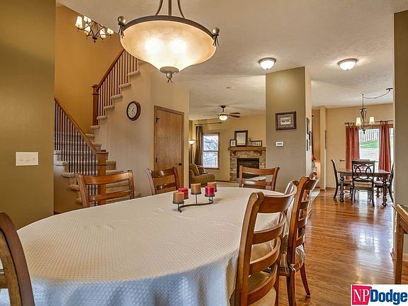 5th image of 16114 Adams St
