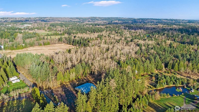 3rd image of 8820 Blaine Road