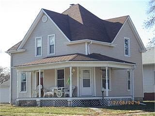 1st image of 300 1st Ave