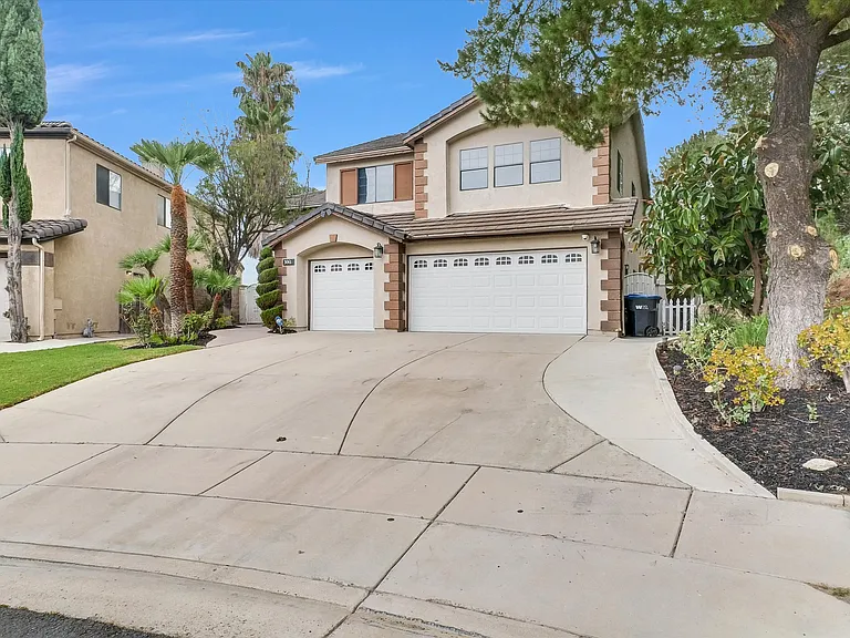 3061 Diamond View Cir — Photo 2