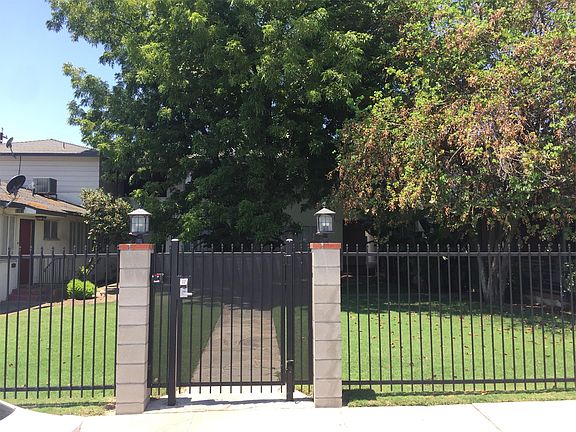 2nd image of 2303 E St