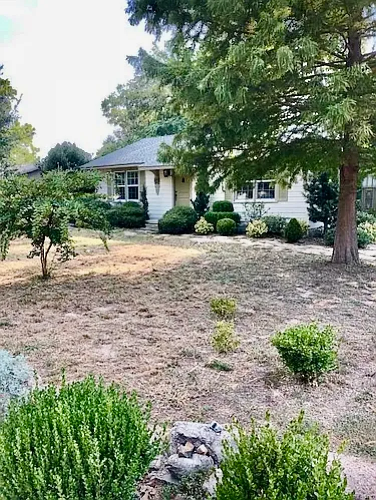 2 bed, 1326 sqft, $1,400 — Photo 2