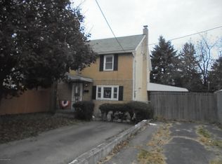 313 W 17th St, Hazleton, PA 18201