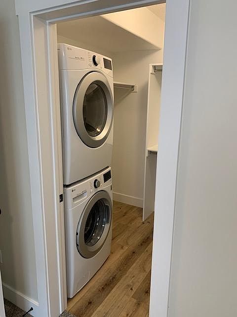 1st image of 512 E 1450 N