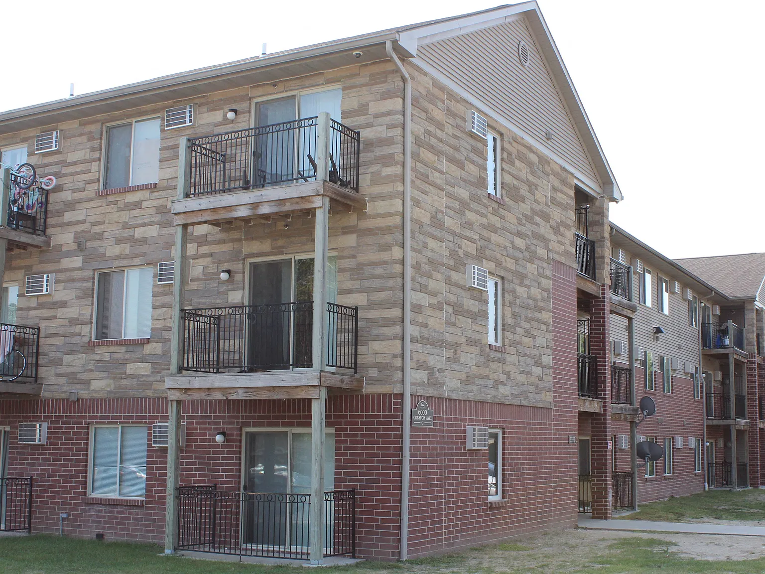 Deer Ridge — Photo 1