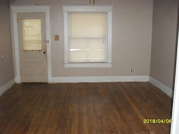 5th image of 824 S D St